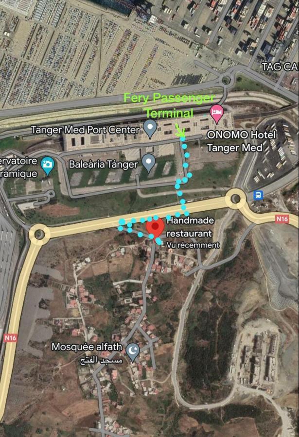 Appartement A Ksar Sghir En Face Du Terminal Passagers De Ferry Port Tanger Med المظهر الخارجي الصورة